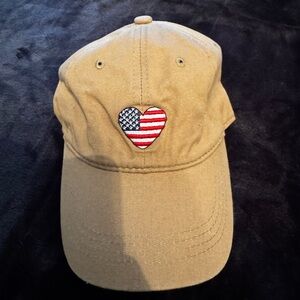 Tan Usa Flag Heart Hat